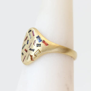 
            
                Load image into Gallery viewer, Confetti Sapphire Signet
            
        