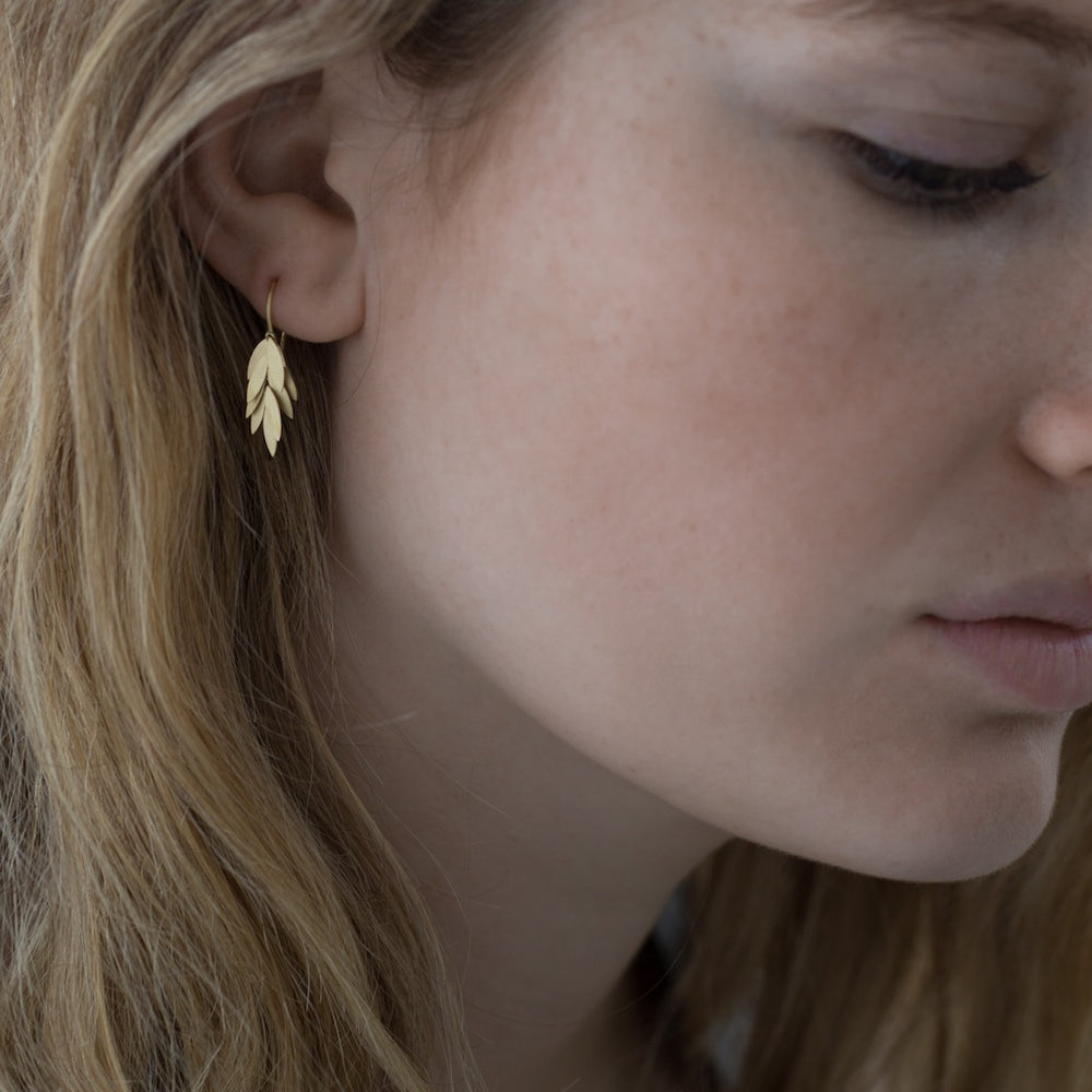 Sia Taylor Small Golden Leaf Earrings