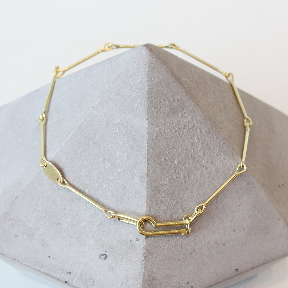 Needle Eye Chain Bracelet