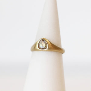 
            
                Load image into Gallery viewer, Rose Cut Diamond Shield Ring
            
        
