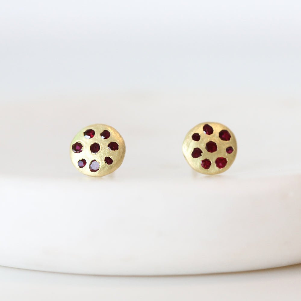 
            
                Load image into Gallery viewer, Polly Wales Ruby Celeste Disc Studs in 18k gold
            
        