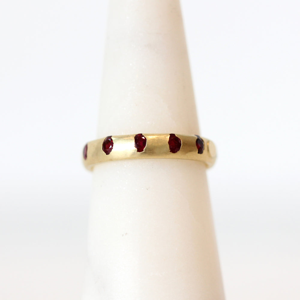 Polly Wales Ruby Celeste ring in 18k yellow gold