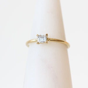 
            
                Load image into Gallery viewer, Tura Sugden Princess Cut Solitaire
            
        